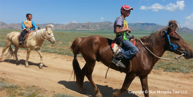 Tour Riding Active Travel Horseback Riding In Mongolia Image 3
